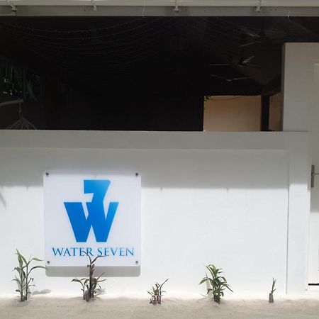 Hotel Water Seven остров Маафуши Екстериор снимка