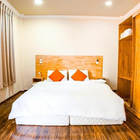 Hotel Water Seven остров Маафуши Екстериор снимка