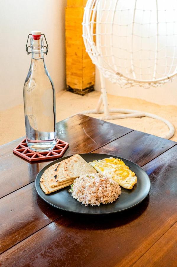 Hotel Water Seven остров Маафуши Екстериор снимка