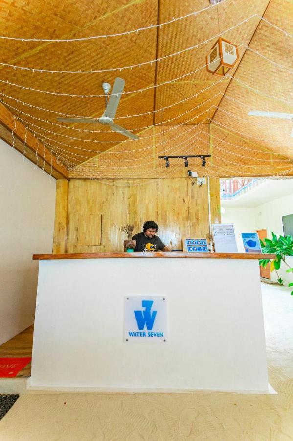 Hotel Water Seven остров Маафуши Екстериор снимка